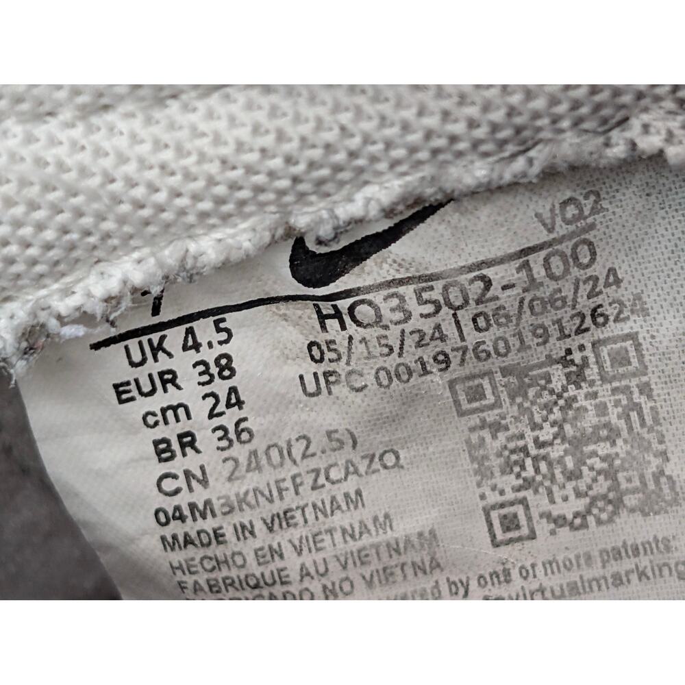Nike Dunk Low LX Lace-Up Sneaker Shoes Women's Sail/Black Size US7 EU38 - Picture 7 of 10